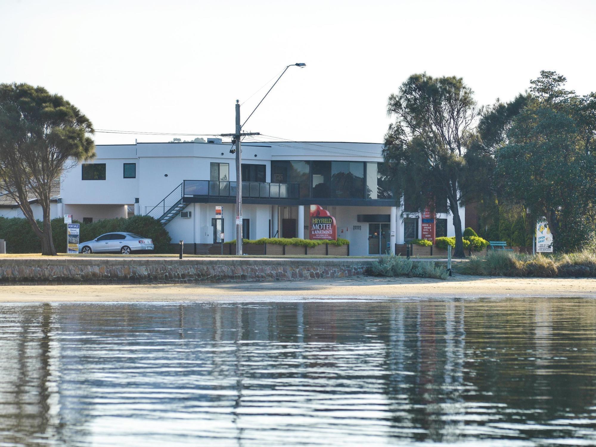 Heyfield Motel And Apartments レイクス・エントランス エクステリア 写真