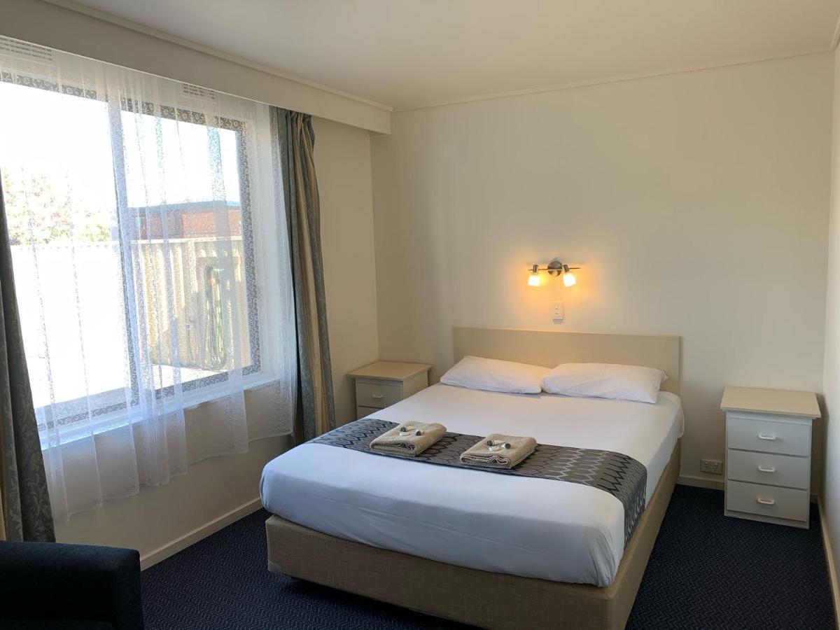 Heyfield Motel And Apartments レイクス・エントランス エクステリア 写真